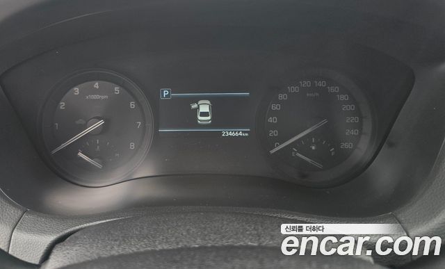 Genesis G80 2017 — photo 11