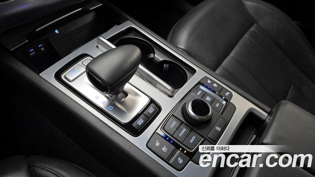 Genesis G80 2017 — photo 12