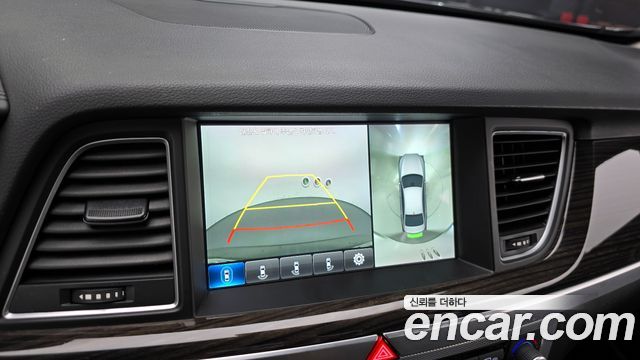 Genesis G80 2017 — photo 20