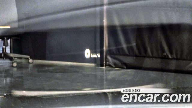 Genesis G80 2017 — photo 22