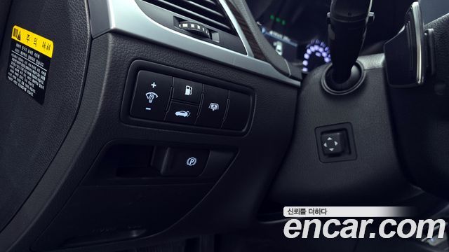 Genesis G80 2017 — photo 23