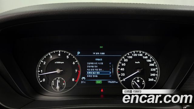 Genesis EQ900 2016 — photo 8