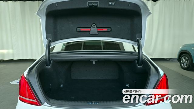 Genesis EQ900 2016 — photo 20