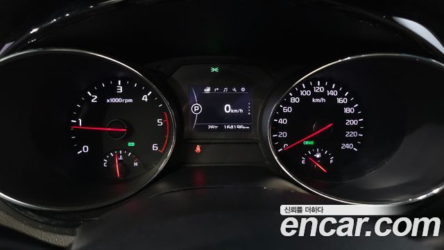 Kia Canival 2017 — photo 11