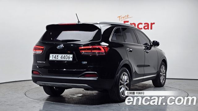 Kia Sorento 2015 — photo 2
