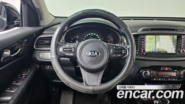 Kia Sorento 2015 — photo 18