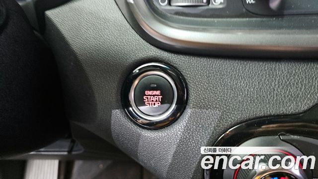 Kia Sorento 2015 — photo 25