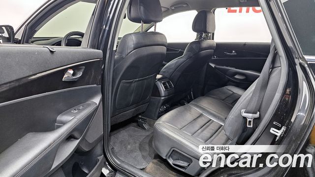 Kia Sorento 2015 — photo 28