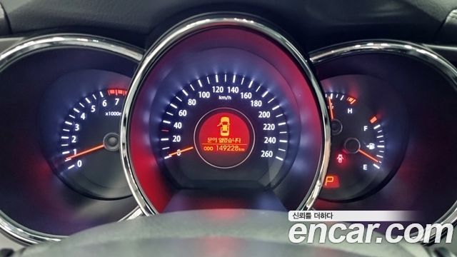 Kia K5 2012 — photo 8