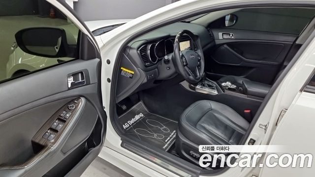 Kia K5 2012 — photo 10