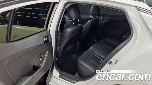 Kia K5 2012 — photo 11