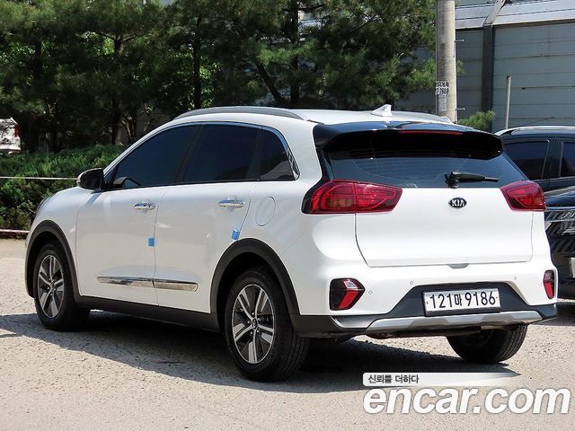 Kia Niro 2021 — photo 3