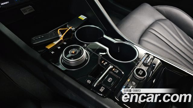 Kia K5 2023 — photo 9