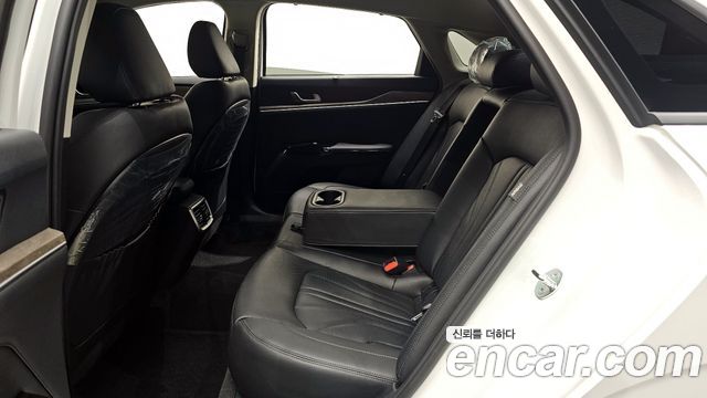 Kia K5 2023 — photo 12