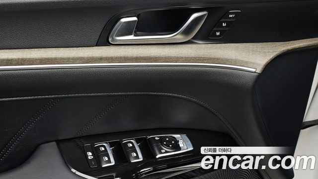 Kia K5 2023 — photo 17