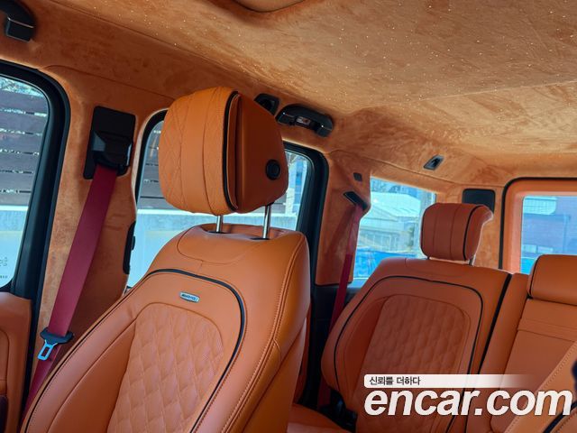 Mercedes-Benz G-Class 2022 — photo 14