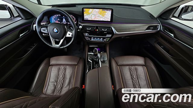BMW Gran Turismo 2024 — photo 10