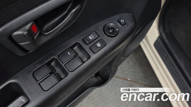 Kia Soul 2010 — photo 13