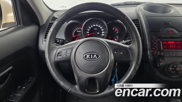 Kia Soul 2010 — photo 16