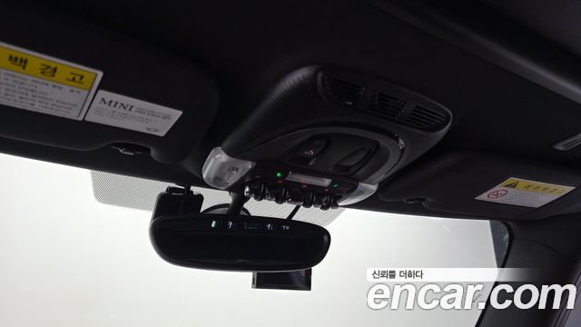 Mini Cooper 2019 — photo 22