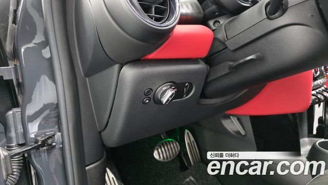 Mini Cooper 2019 — photo 23