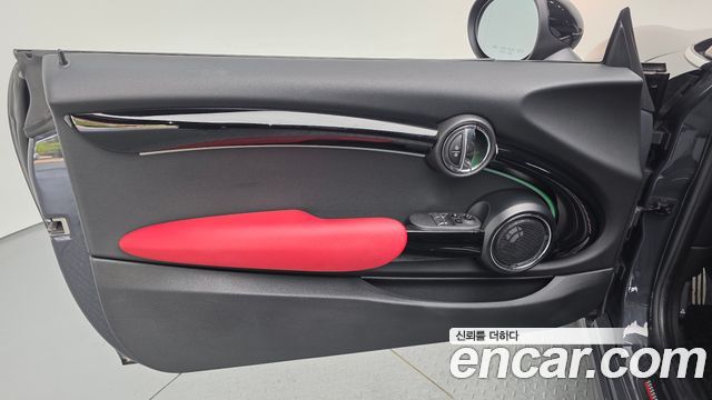 Mini Cooper 2019 — photo 14