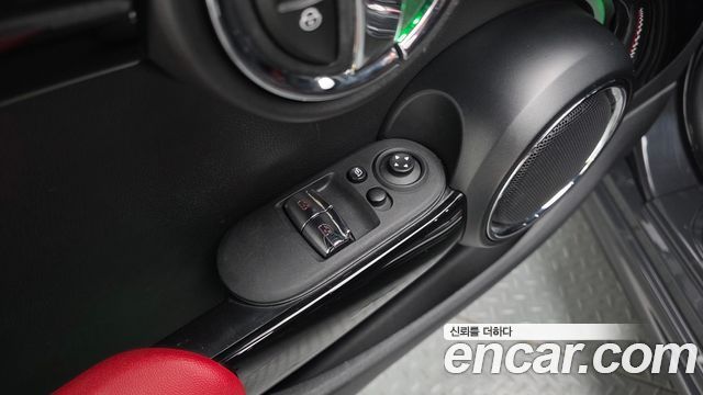 Mini Cooper 2019 — photo 27