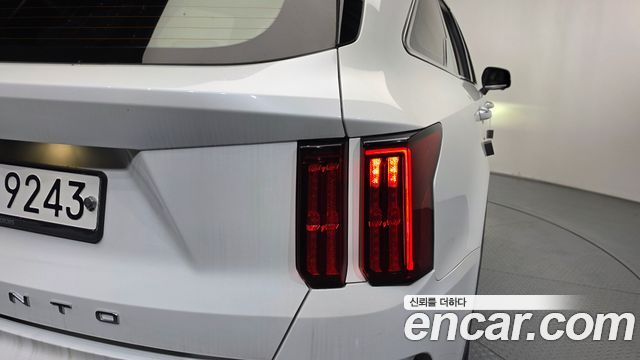 Kia Sorento 2021 — photo 9
