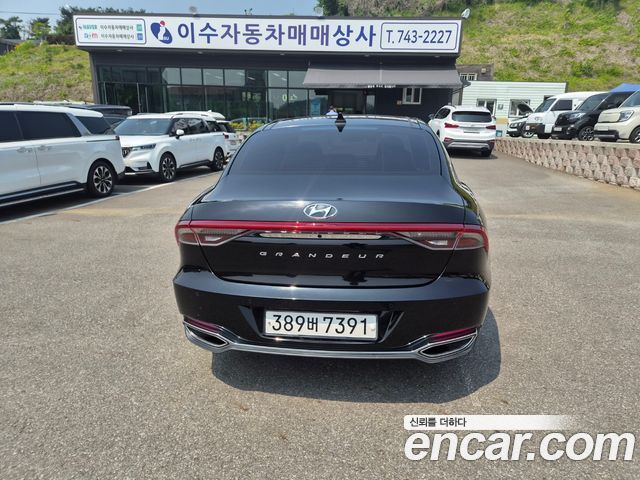 Hyundai Grandeur 2022 — photo 8