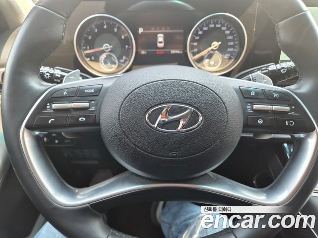 Hyundai Grandeur 2022 — photo 12