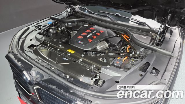 BMW XM 2024 — photo 6