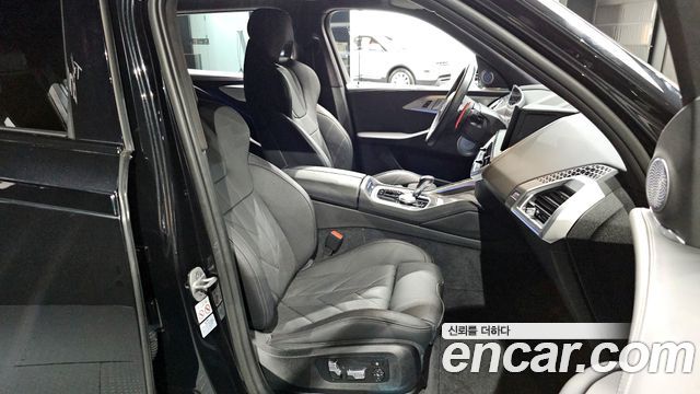 BMW XM 2024 — photo 12