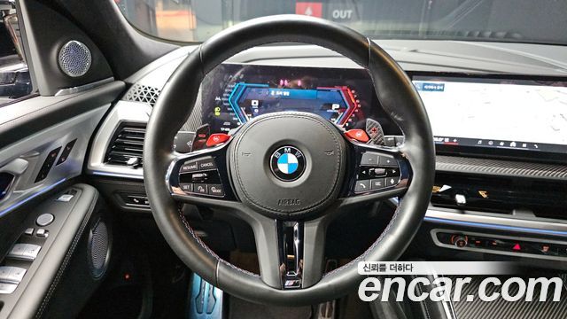 BMW XM 2024 — photo 13