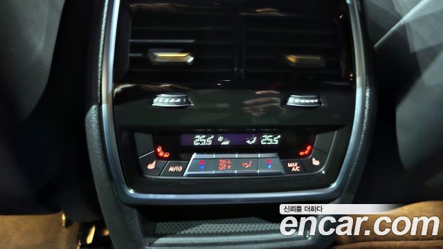 BMW XM 2024 — photo 18