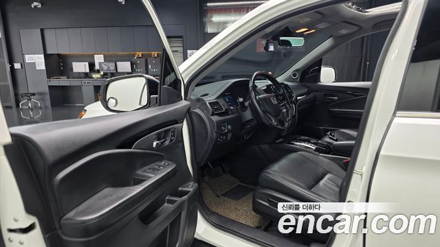 Honda Pilot 2019 — photo 13