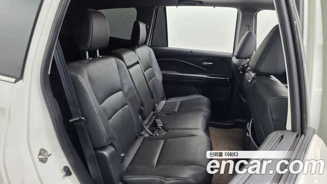 Honda Pilot 2019 — photo 16