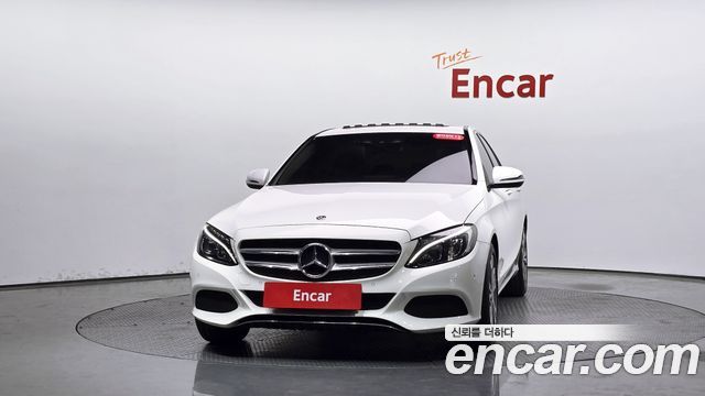 Mercedes-Benz C-Class 2018 — photo 3