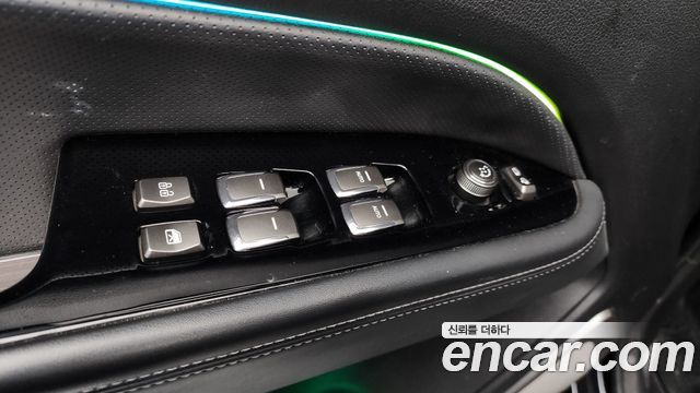 KG Mobility Rexton 2019 — photo 28