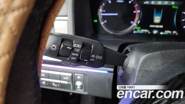 KG Mobility Rexton 2019 — photo 30