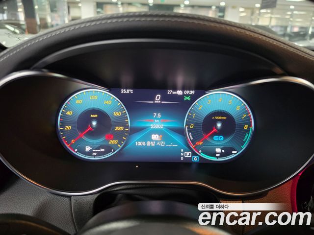 Mercedes-Benz GLC-Class 2021 — photo 8