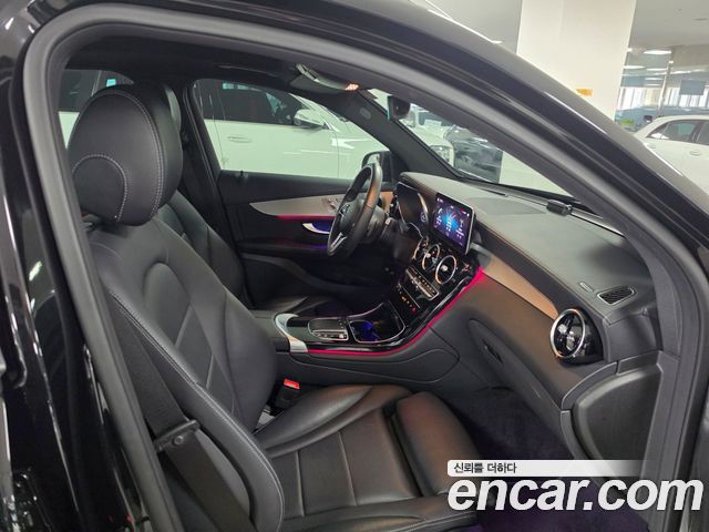 Mercedes-Benz GLC-Class 2021 — photo 13