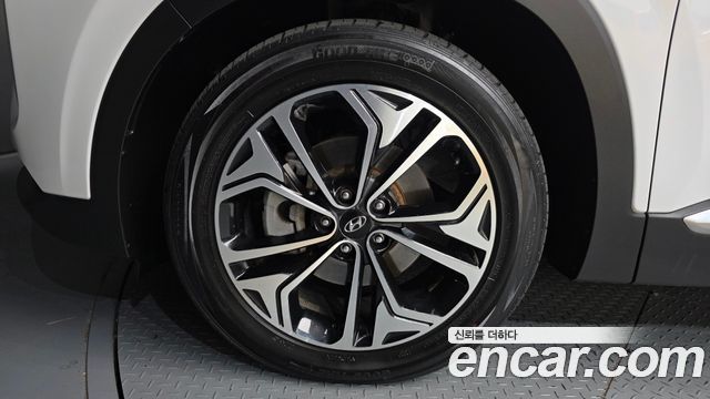 Hyundai Santafe 2019 — photo 5