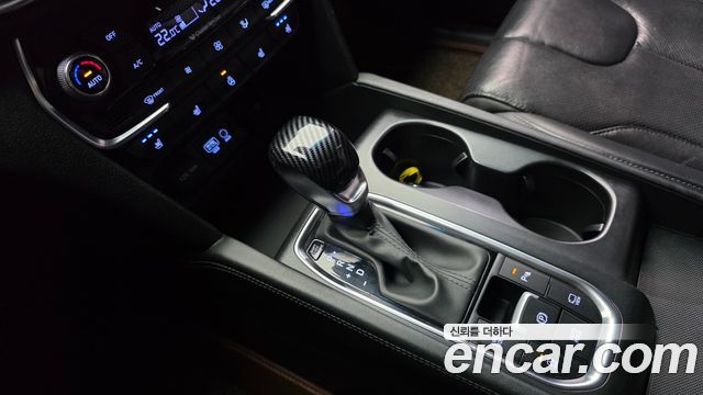 Hyundai Santafe 2019 — photo 12