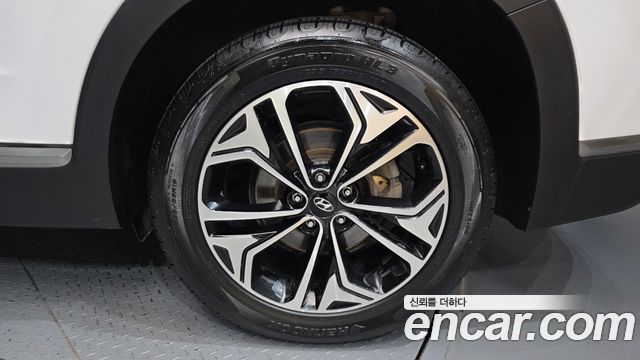 Hyundai Santafe 2019 — photo 7