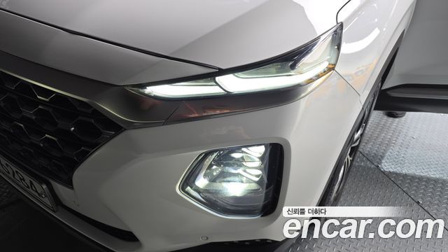 Hyundai Santafe 2019 — photo 8