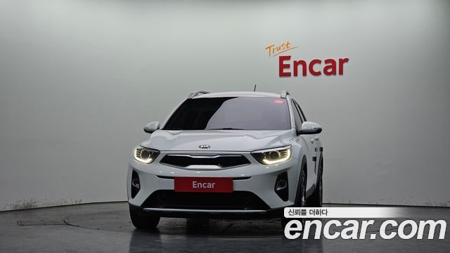 Kia Stonic 2018 — photo 3