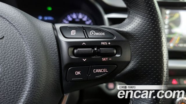 Kia Stonic 2018 — photo 18