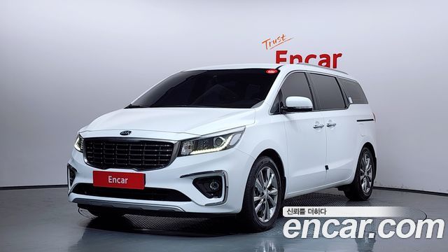 Kia Canival 2019 — photo 1