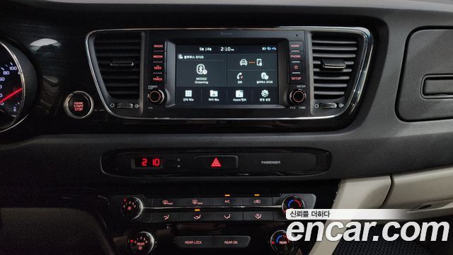Kia Canival 2019 — photo 19