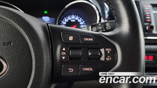 Kia Canival 2019 — photo 22